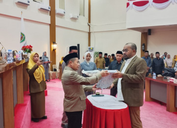 Paripurna Penyerahan dan Penandatanganan Dokumen RAPBD Tahun Anggaran 2026